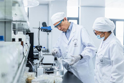 麥吉麗研發(fā)工廠首次對外開放 以生物科技為引擎，鑄就國貨護膚的安心之選